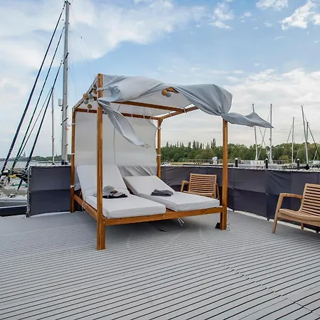 Holiday home Hausboot Seeadler Stralsund
