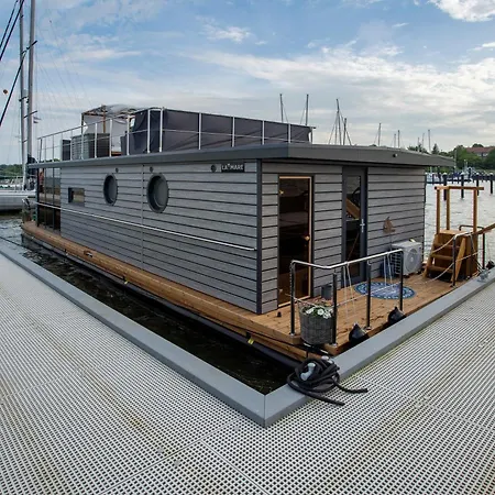Hausboot Seeadler * Stralsund